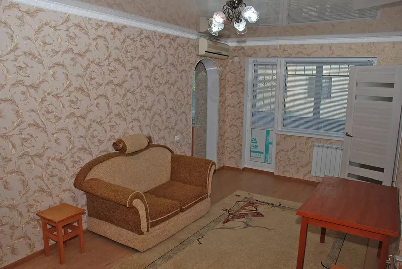 сдам 3-х комнатную квартиру в центре Атырау на длительный срок 4